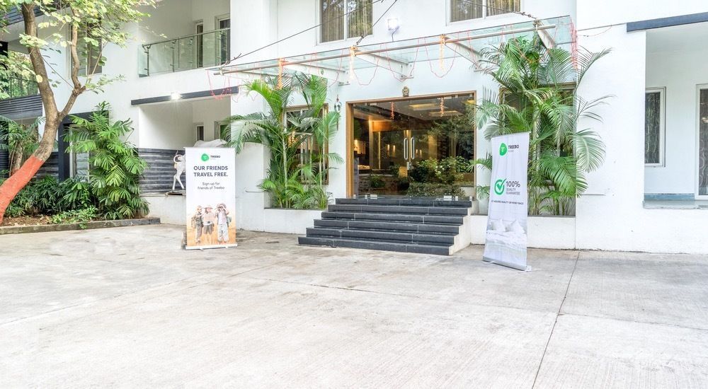 Mint Koregaon Park Next To Osho Ashram Пуна Экстерьер фото