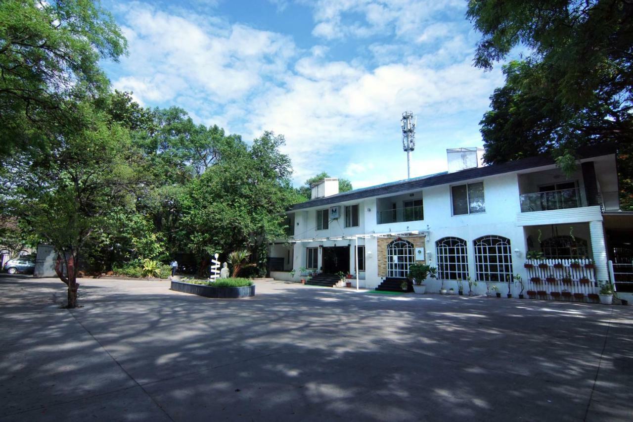 Mint Koregaon Park Next To Osho Ashram Пуна Экстерьер фото